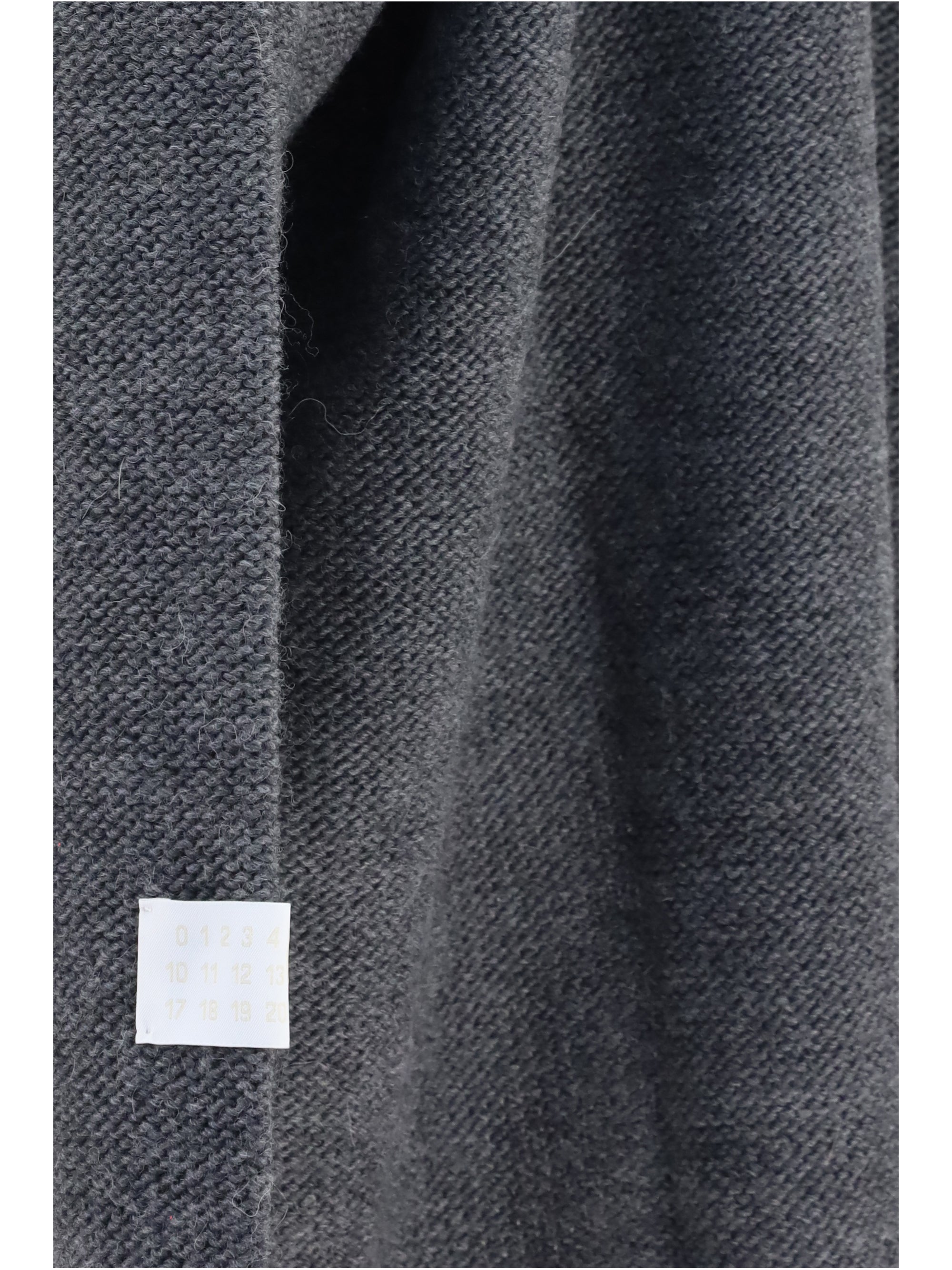 oversized v-neck sweater