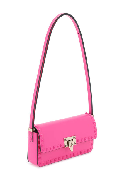 rockstud23 east-west leather shoulder bag