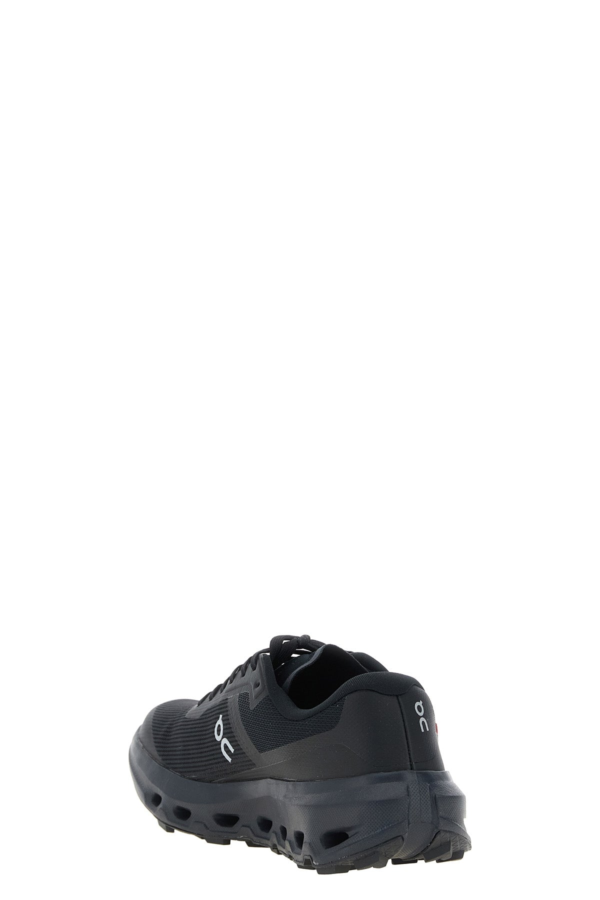 the cloudvista 3 on sneakers redefine performance aesthetics through a total b