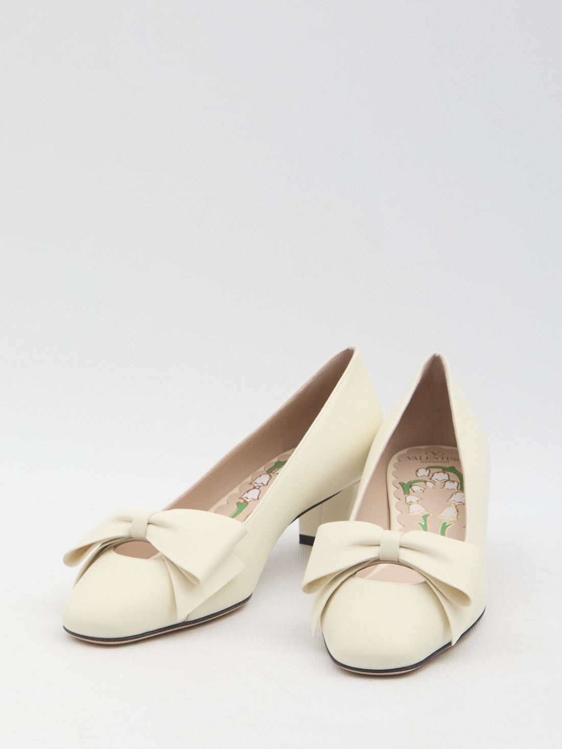 VALENTINO GARAVANI 37 bowow pumps