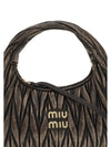 wander handbag in quilted leather