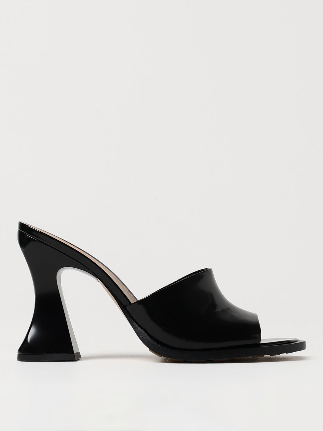 woman's heeled sandal