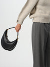 woman's shoulder bag