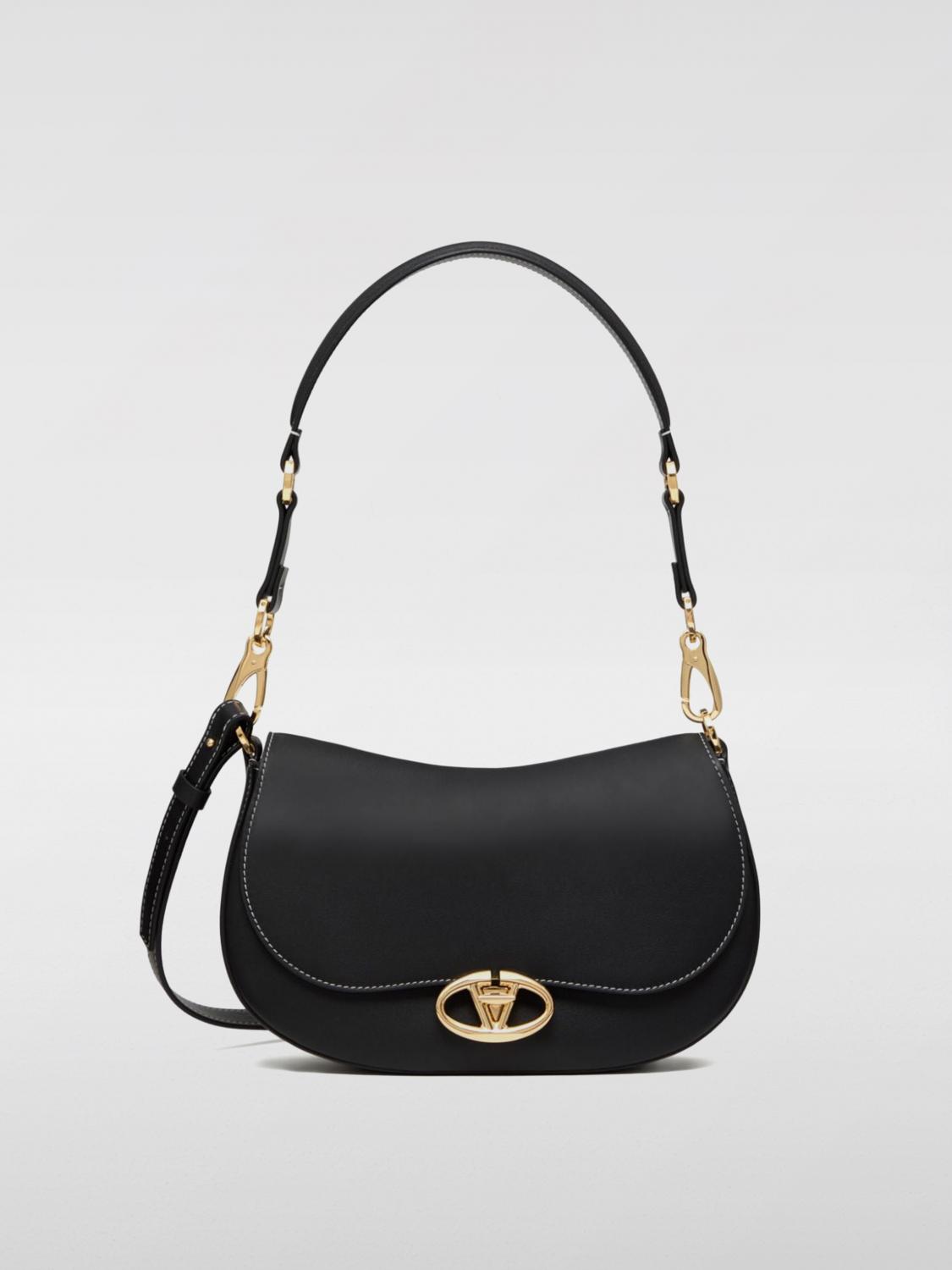 woman's shoulder bag