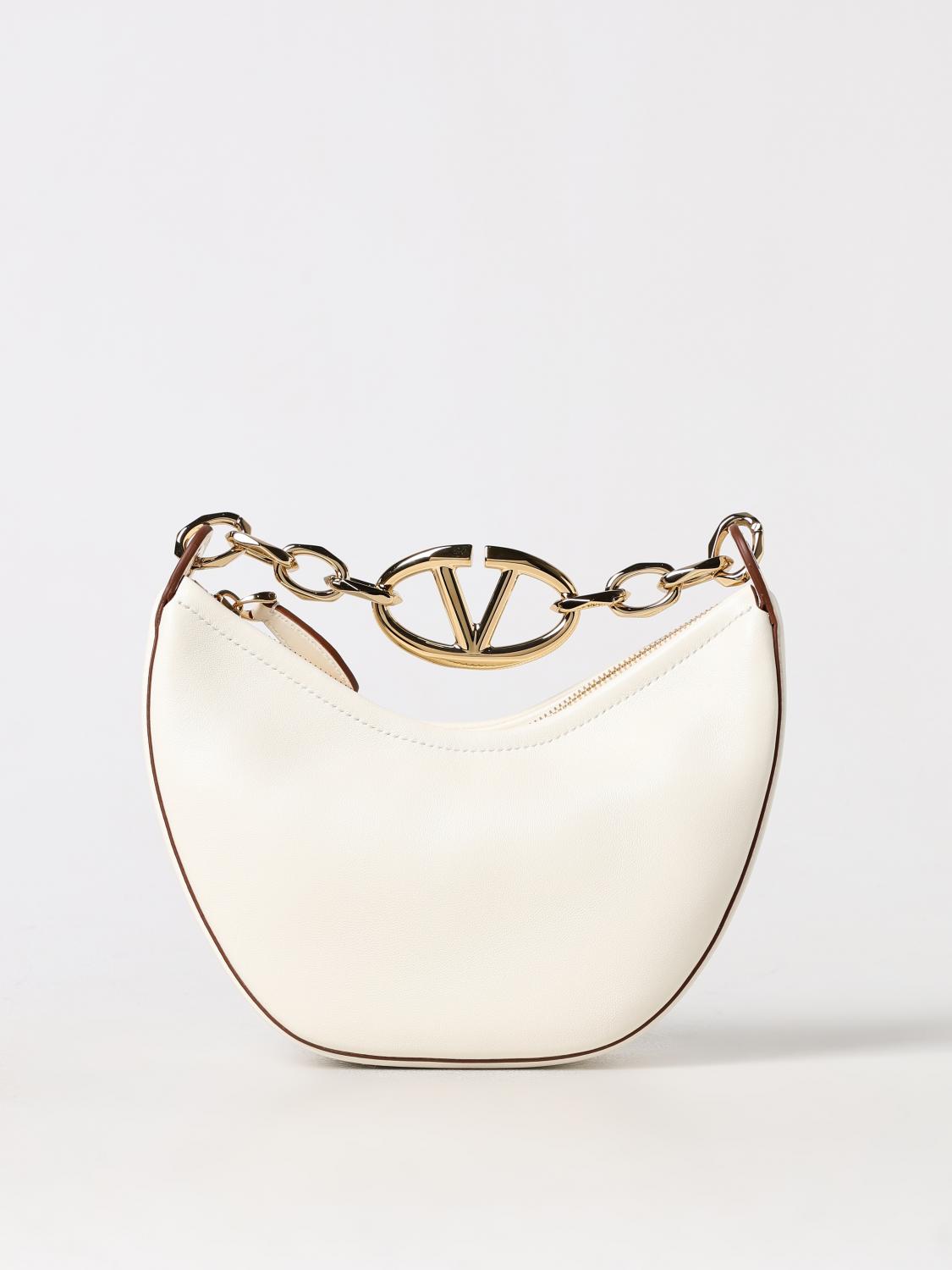 woman's shoulder bag