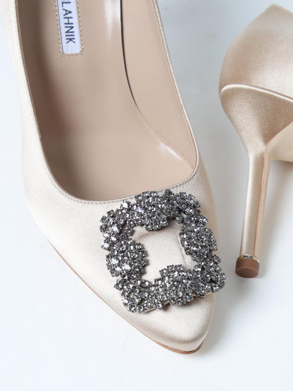 MANOLO BLAHNIK 35 woman&