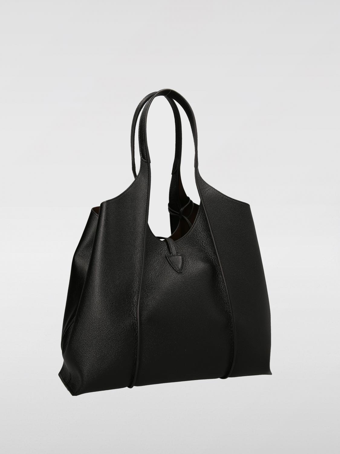 woman's tote bag