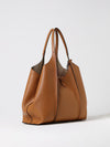 woman's tote bag