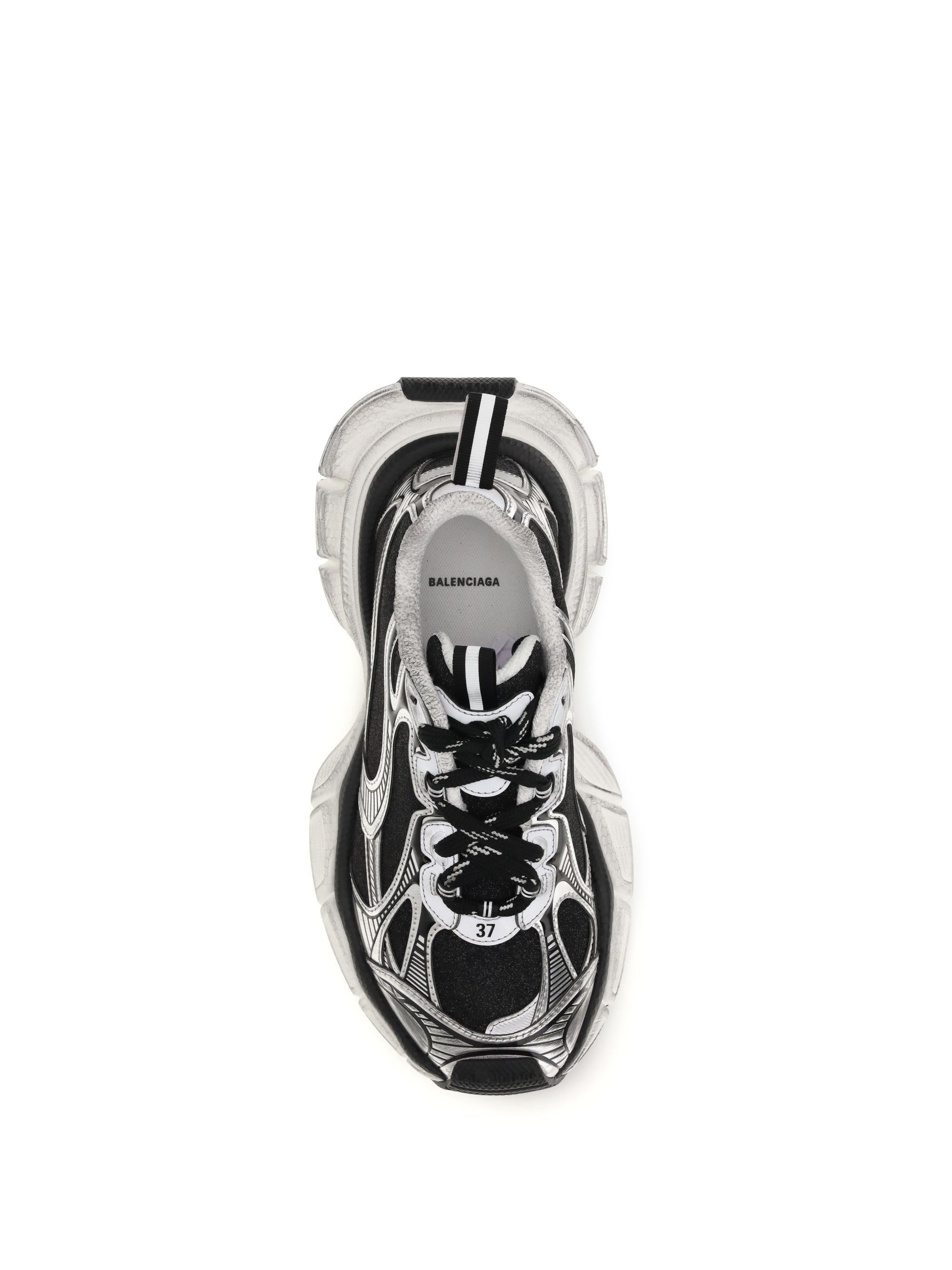 3xl sneakers