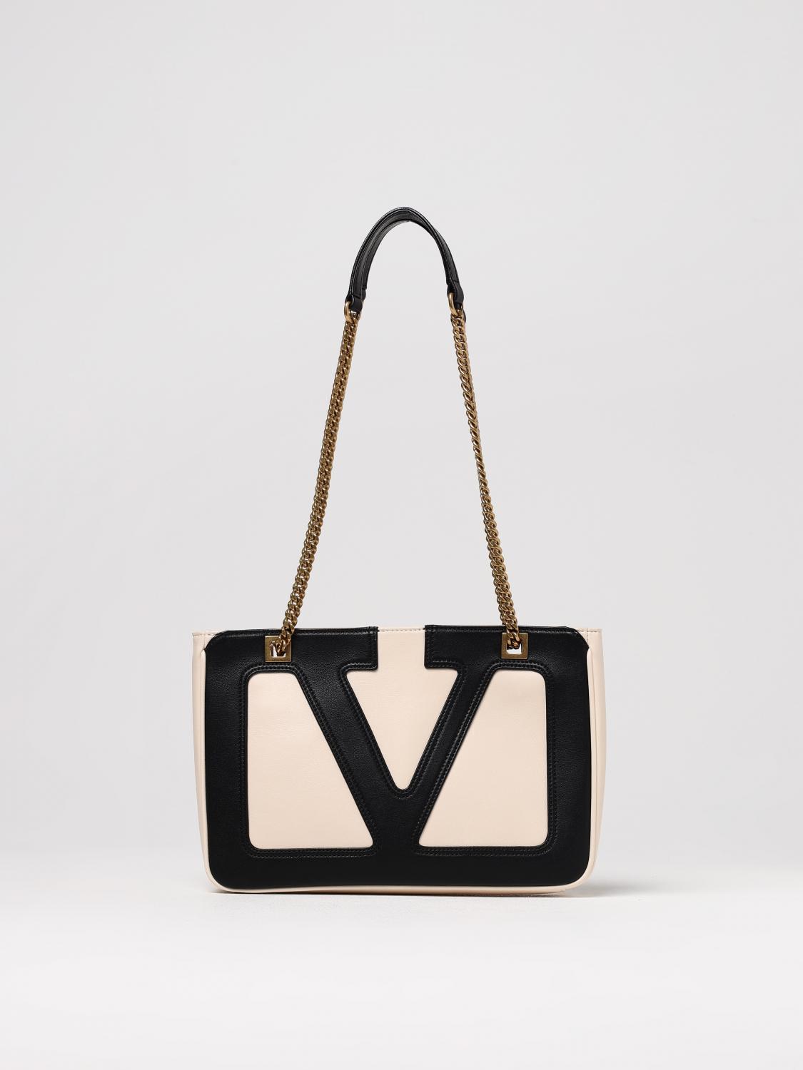 woman's shoulder bag