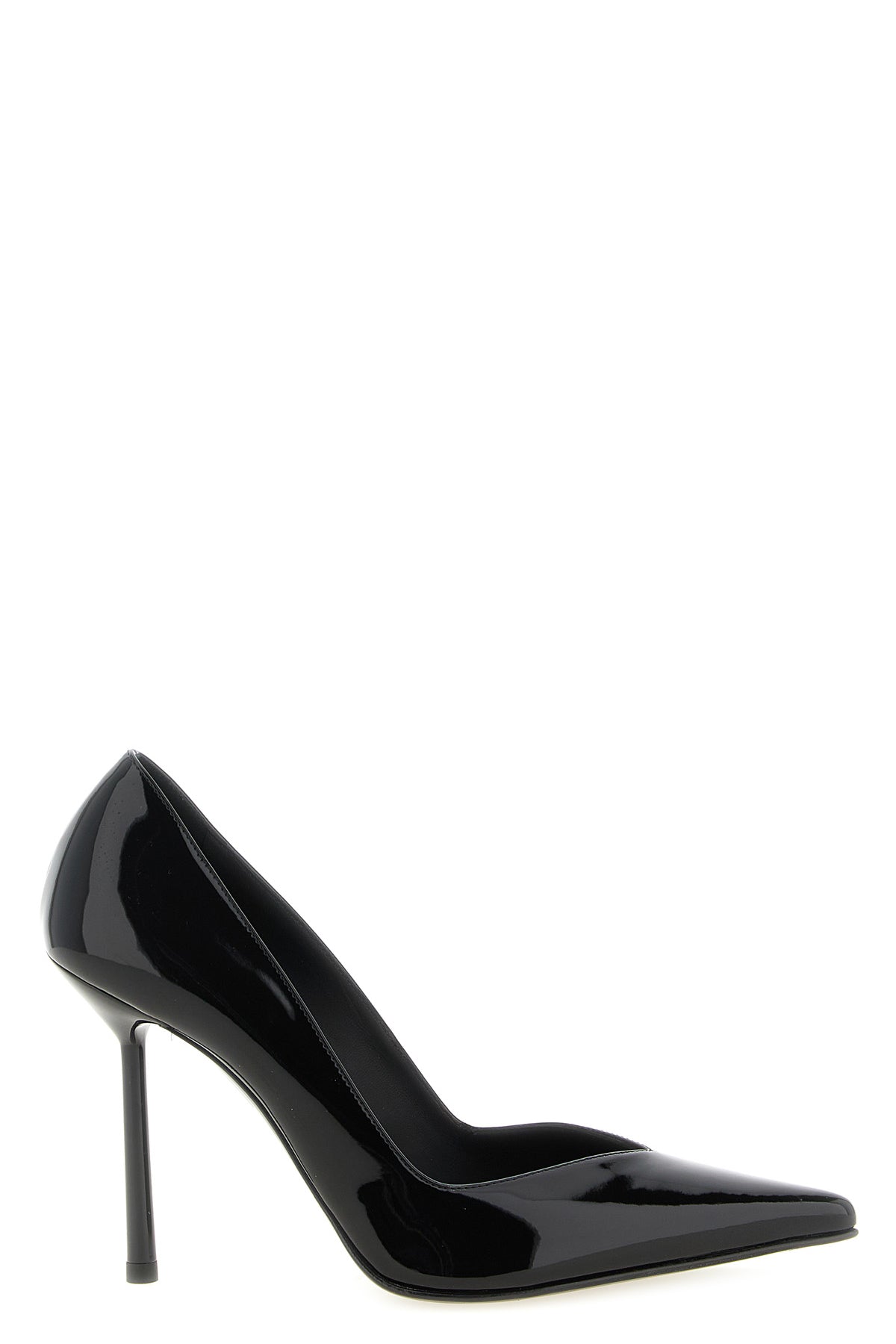 le silla vivienne pumps define contemporary footwear through a clear and struc