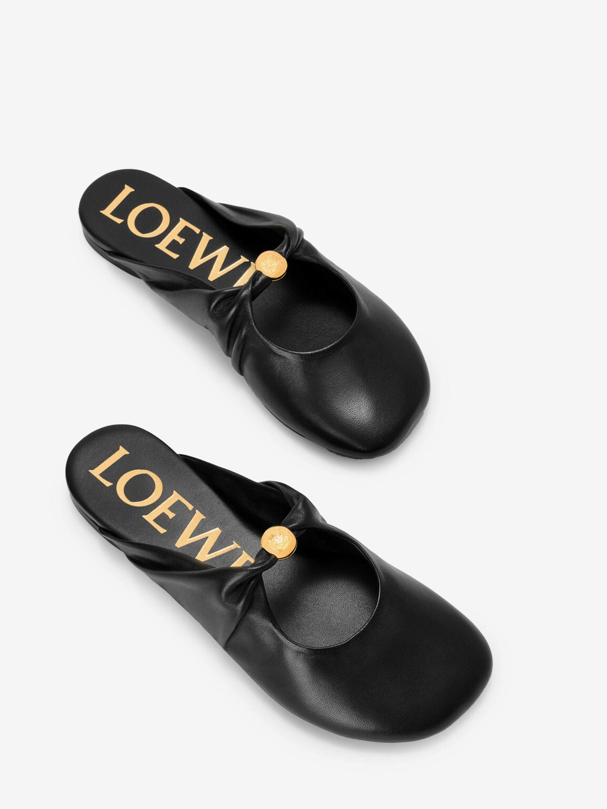 pebble flat mules