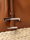 woman's shoulder bag