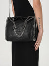 woman's tote bag