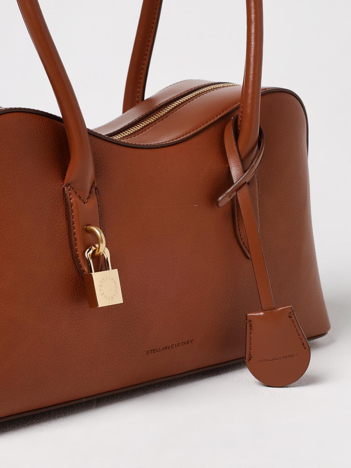 woman's shoulder bag