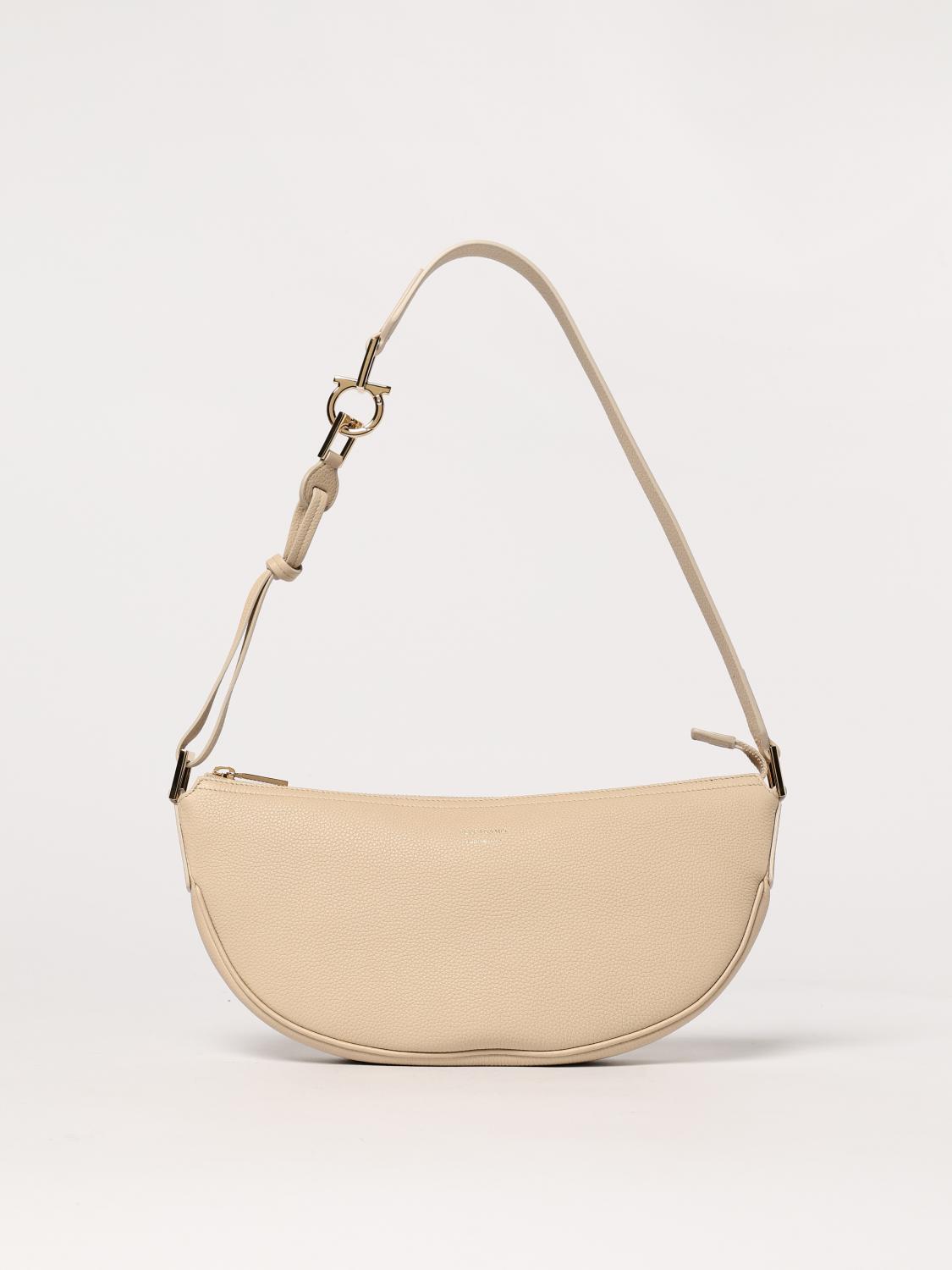 woman's shoulder bag