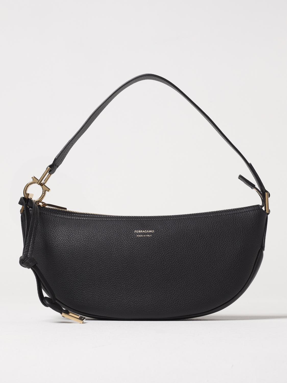 woman's shoulder bag
