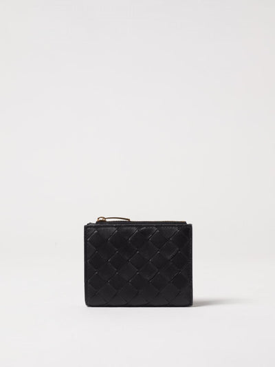 woman's wallet
