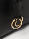 woman's tote bag