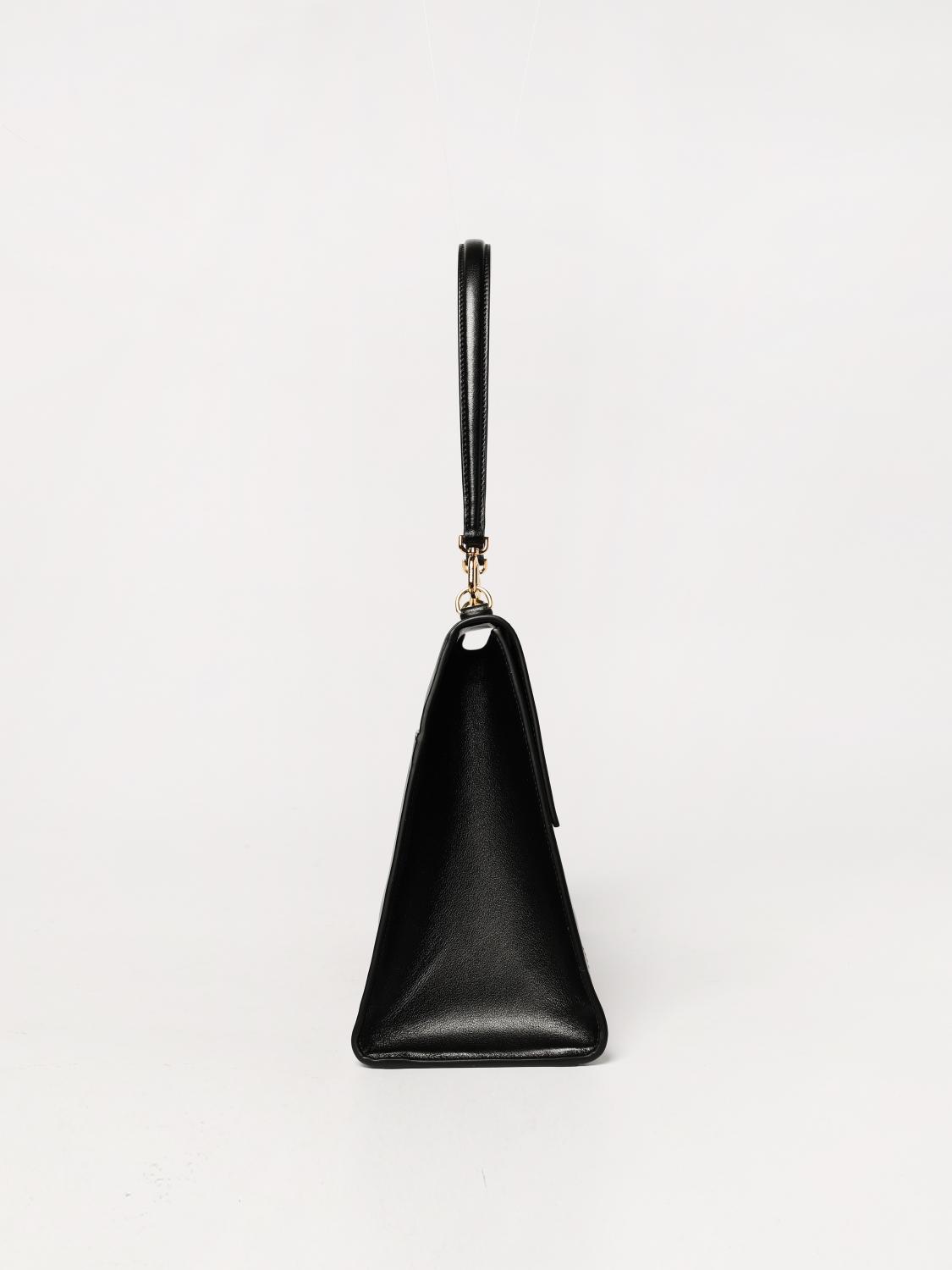 woman's shoulder bag