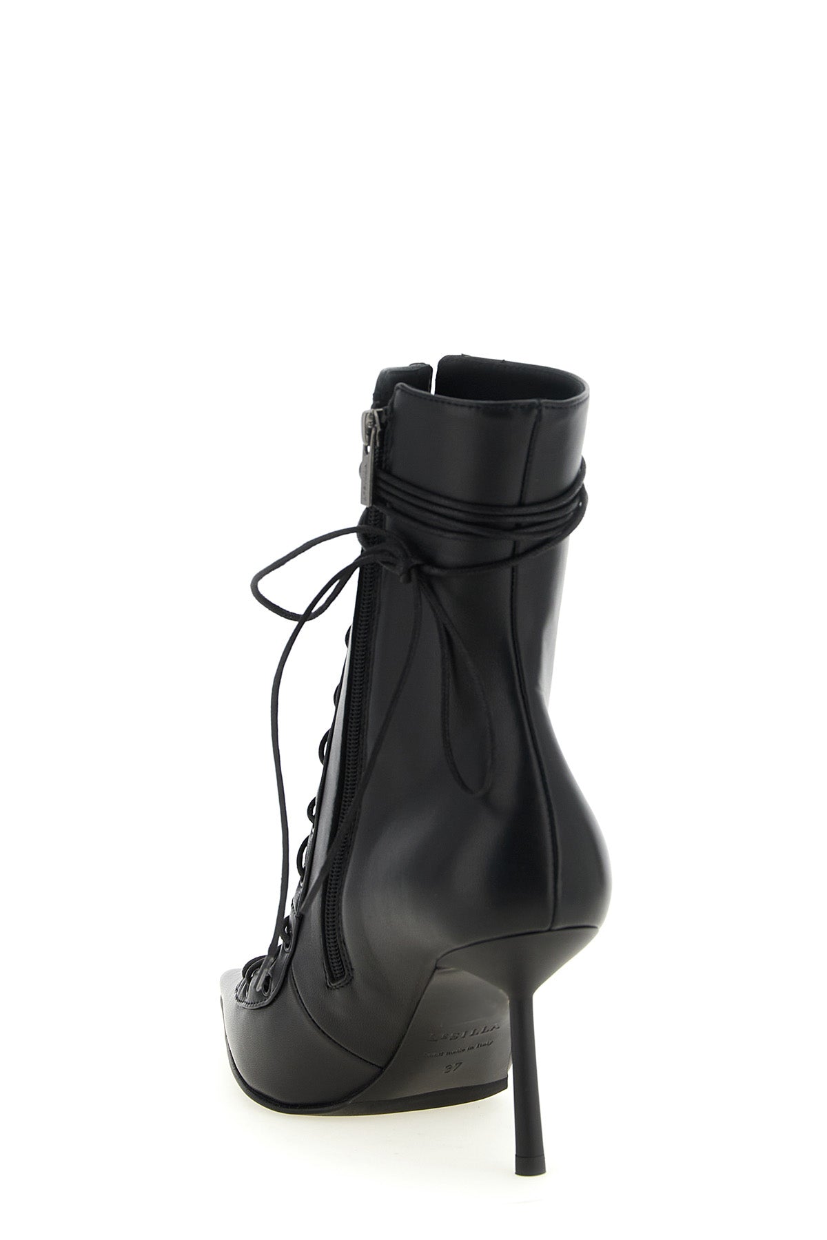 le silla colette ankle boots in soft black lambskin defines a tapered and rigoro
