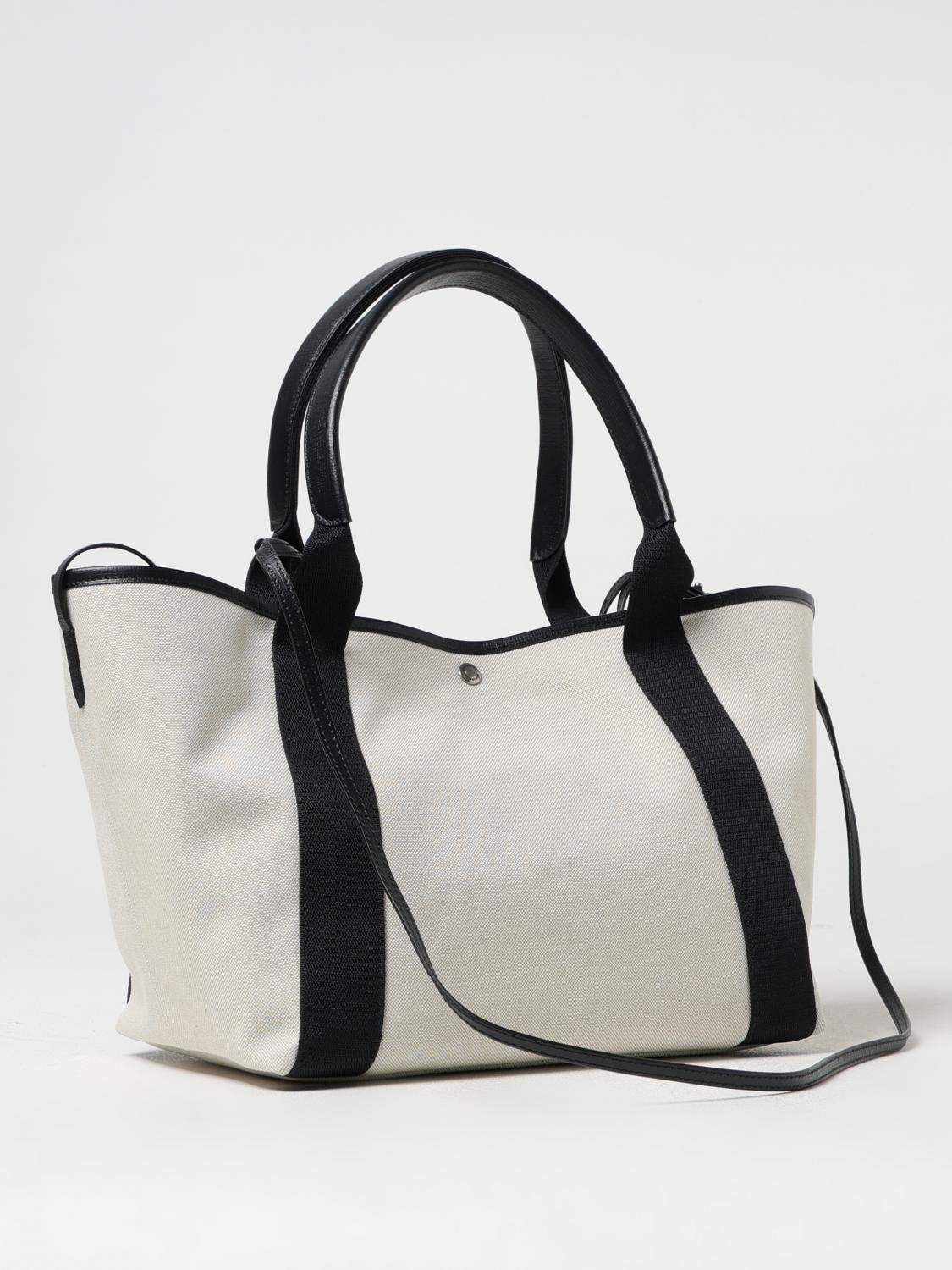 woman's shoulder bag