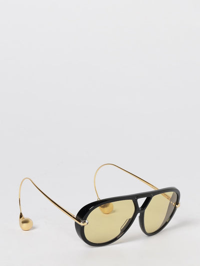 woman's sunglasses