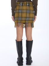 BURBERRY M check scarf skirt