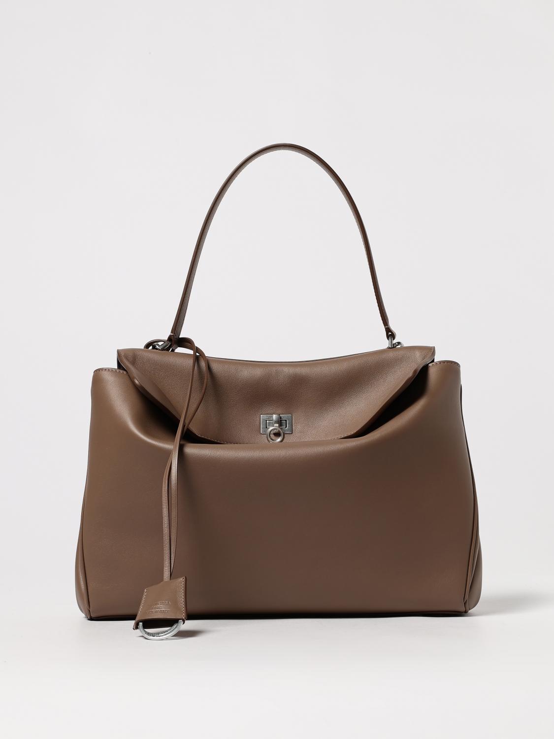 woman's shoulder bag
