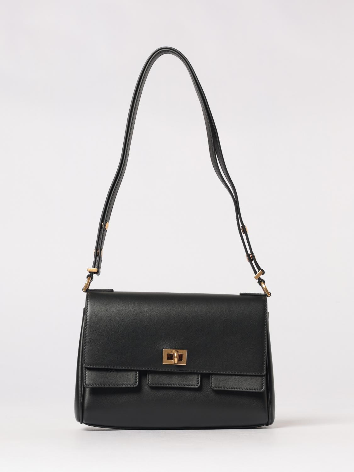 woman's shoulder bag