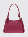 woman's shoulder bag