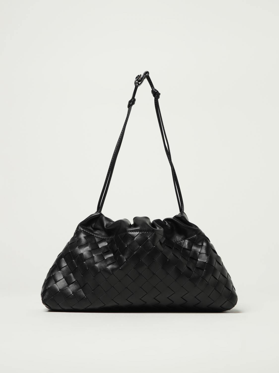 woman's shoulder bag