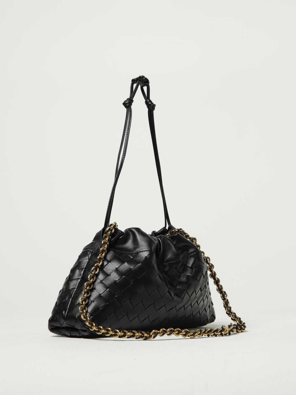 woman's shoulder bag