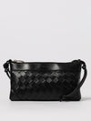 woman's shoulder bag