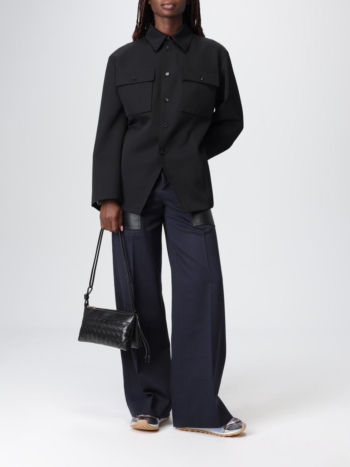 woman's shoulder bag