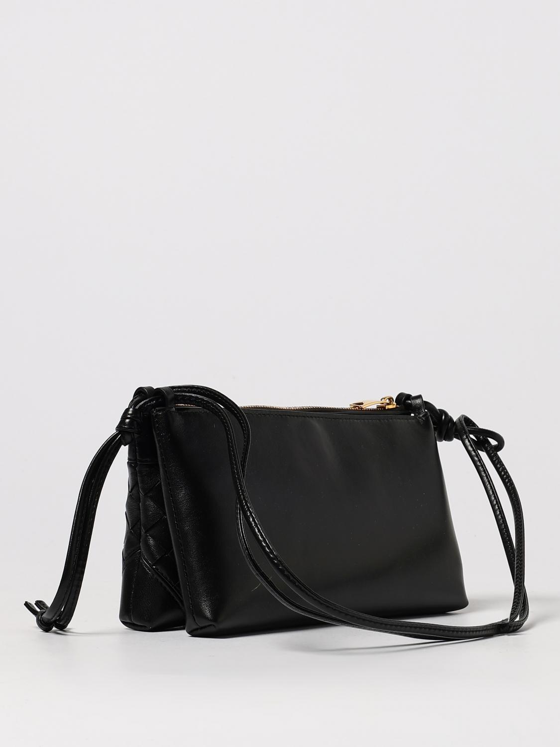 woman's shoulder bag