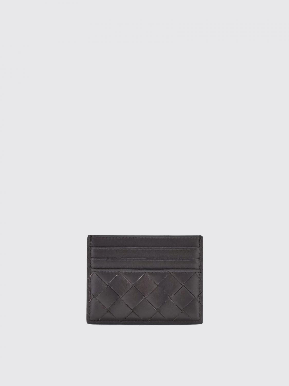 woman's wallet