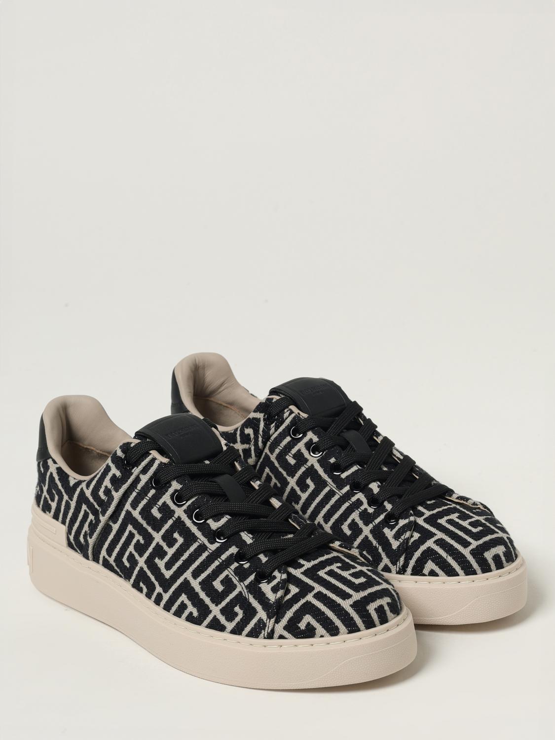 woman's sneakers