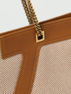 woman's tote bag