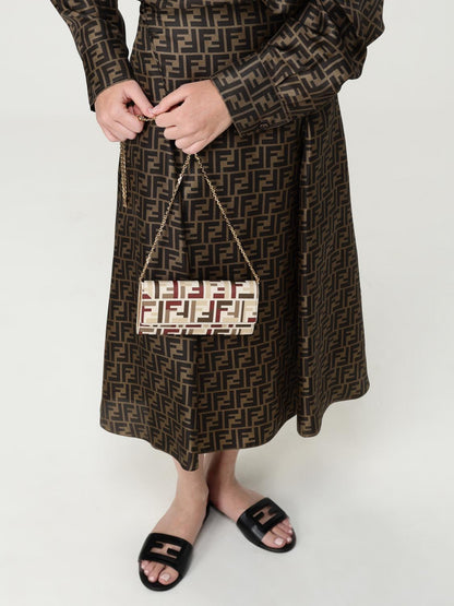 woman&