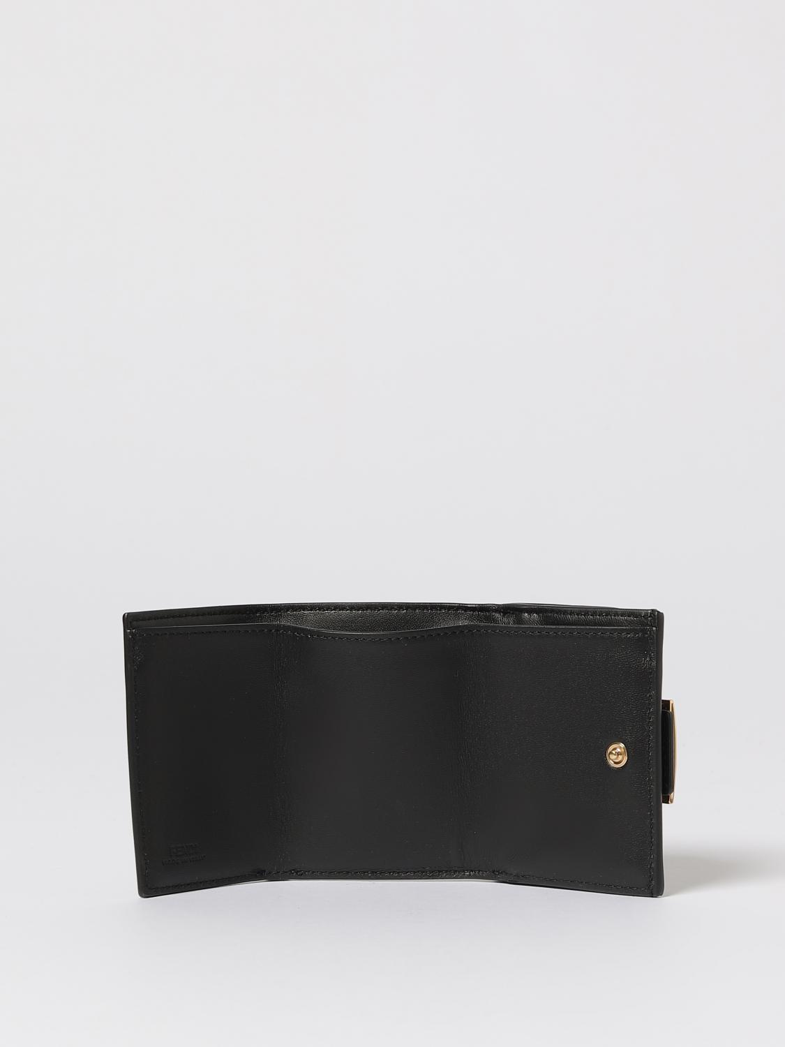 woman's wallet