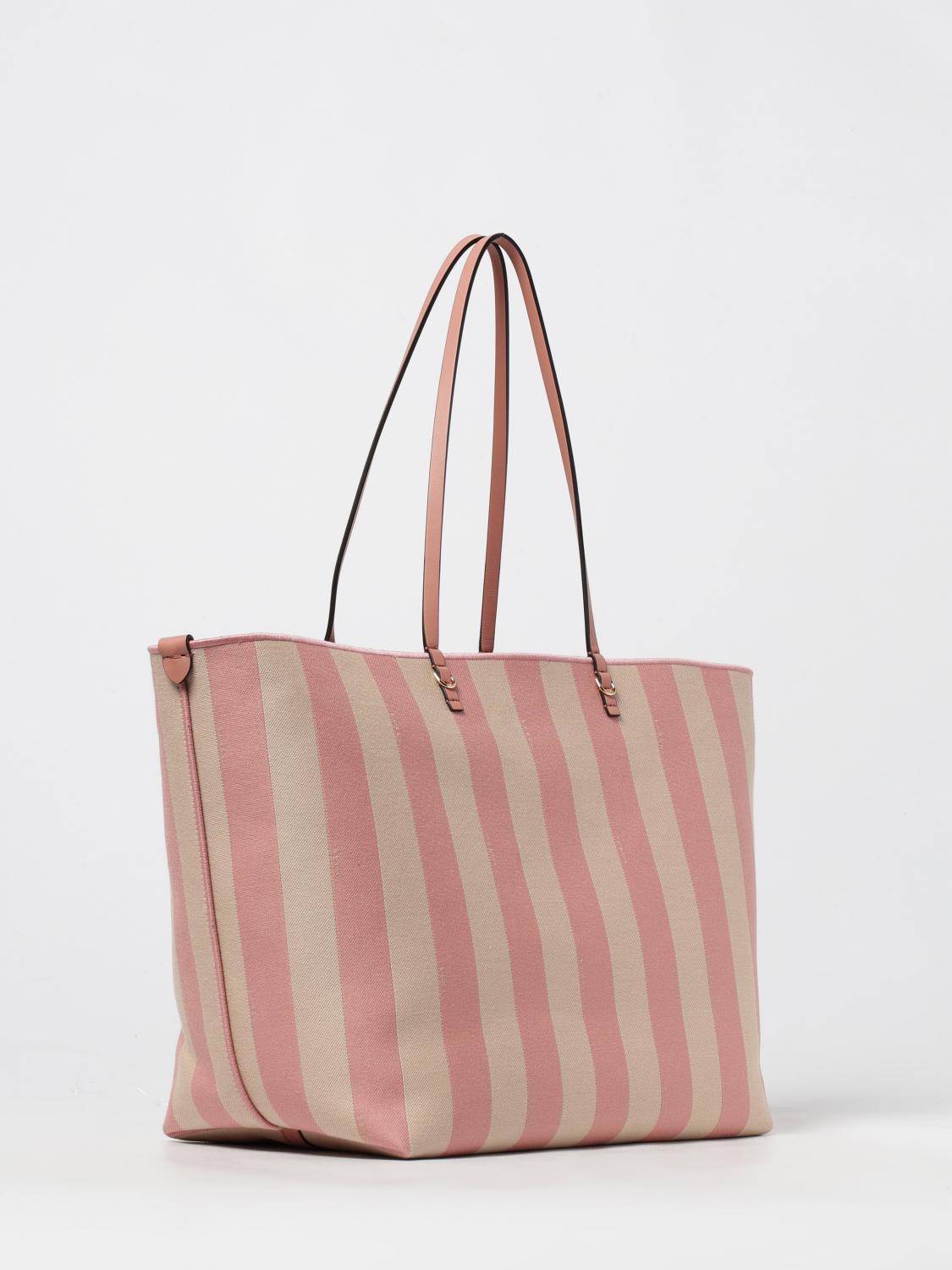 woman's tote bag