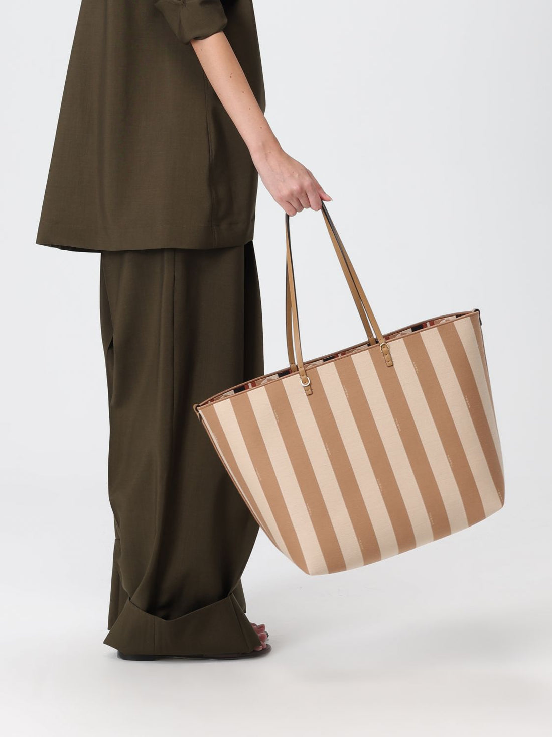 woman&