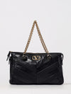 woman's shoulder bag