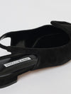 woman's ballet flat