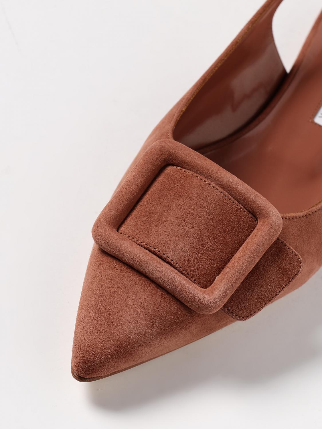 woman's ballet flat
