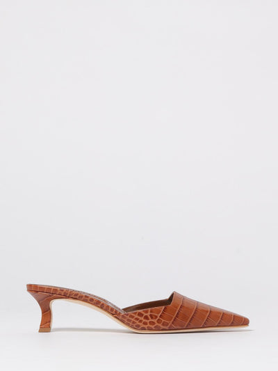 woman's shoes