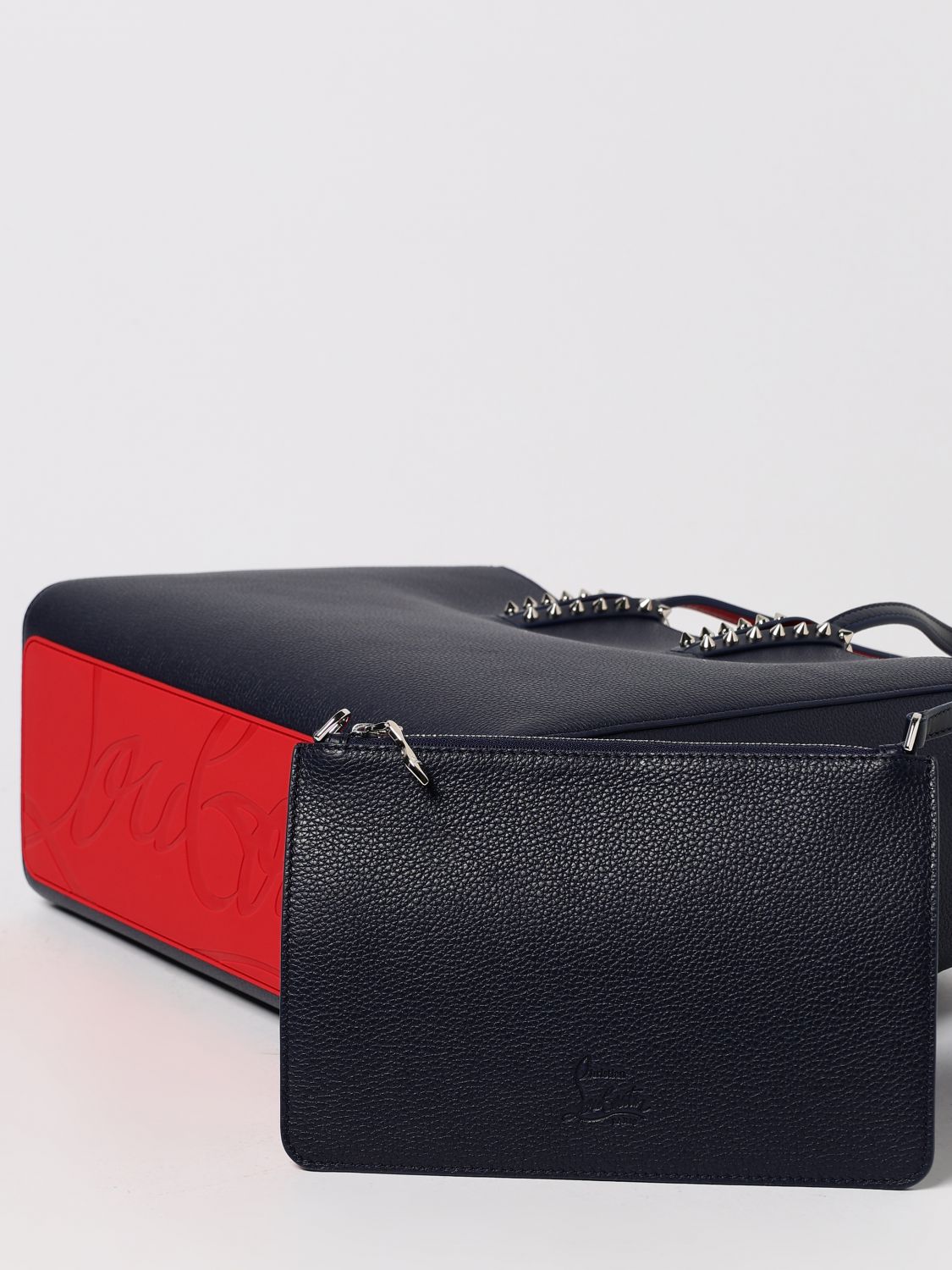 woman's tote bag