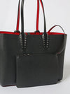 woman's shoulder bag