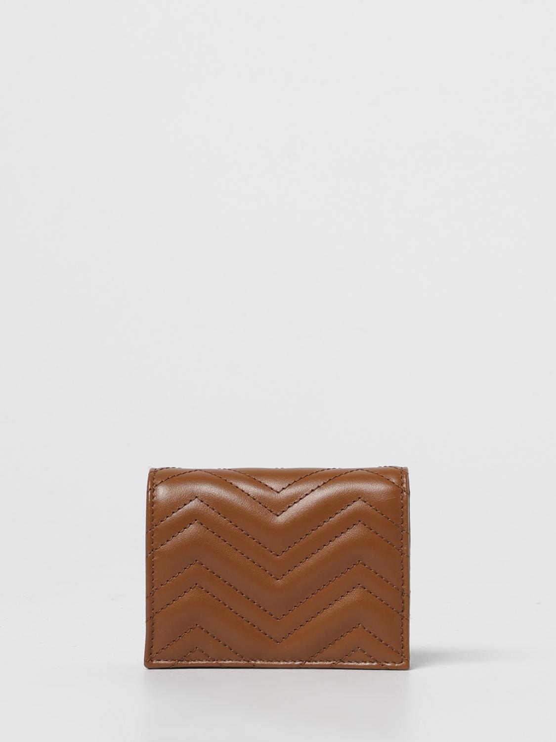 woman's wallet
